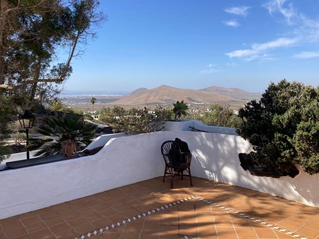 4 soveværelse Villa til salg i Nazaret, Teguise med garage - € 690.000 (Ref: 9191599)