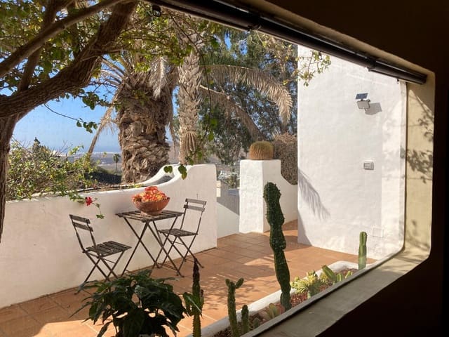 4 soveværelse Villa til salg i Nazaret, Teguise med garage - € 690.000 (Ref: 9191599)