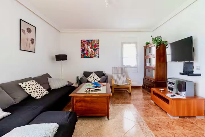 4 bedroom Villa for sale in Nazaret with pool garage - € 550,000 (Ref: 9191731)