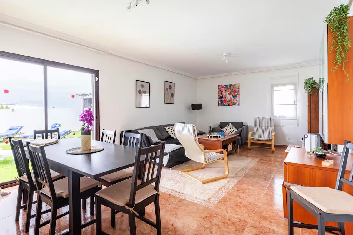 4 bedroom Villa for sale in Nazaret with pool garage - € 550,000 (Ref: 9191731)