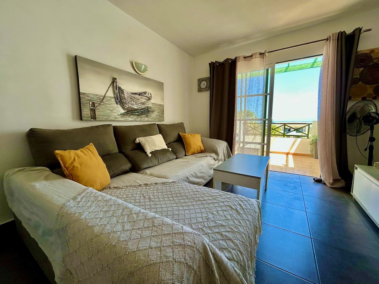 1 slaapkamer Appartement te koop in Costa de Antigua met zwembad - € 132.000 (Ref: 9274093)
