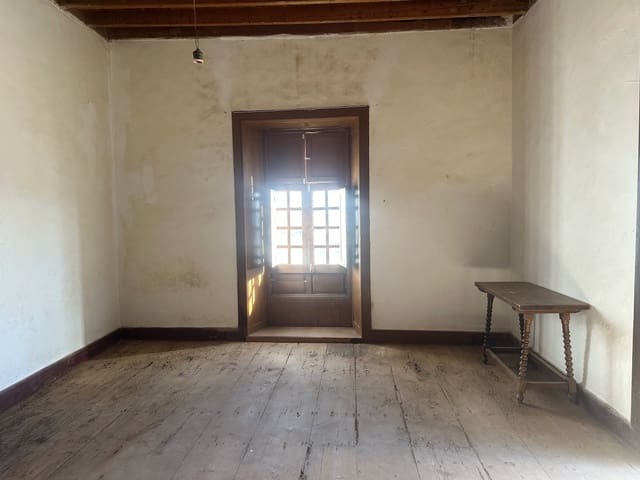 4 bedroom Townhouse for sale in Teguise - € 330,000 (Ref: 9282701)