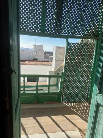 4 bedroom Townhouse for sale in Teguise - € 330,000 (Ref: 9282701)