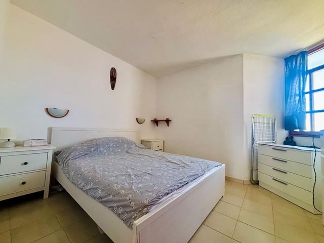 1 quarto Apartamento para venda em Costa de Antigua, Antigua com piscina - 129 000 € (Ref: 9293794)