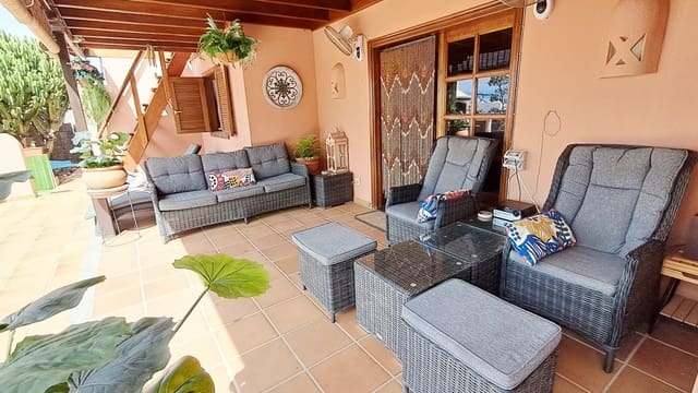 4 chambre Villa/Maison à vendre à Yaiza avec piscine garage - 680 000 € (Ref: 9331733)