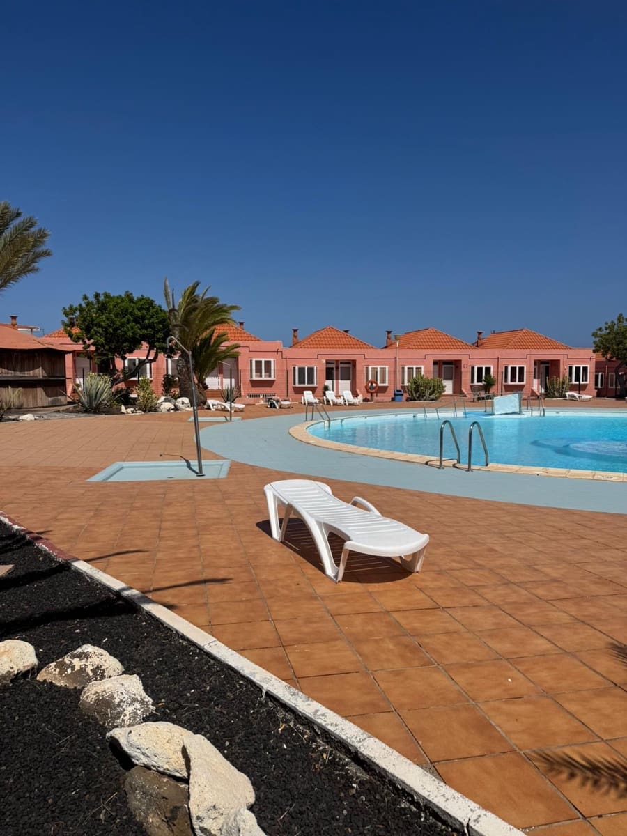 3 quarto Moradia em Banda para venda em Costa de Antigua com piscina - 178 000 € (Ref: 9386262)