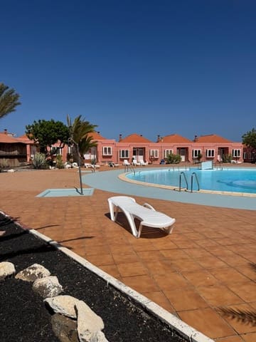 3 quarto Moradia em Banda para venda em Costa de Antigua, Antigua com piscina - 178 000 € (Ref: 9386262)