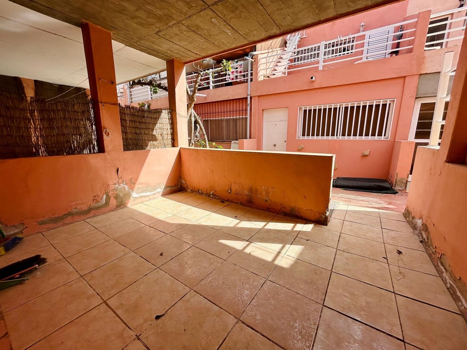 3 quarto Moradia em Banda para venda em Costa de Antigua com piscina - 178 000 € (Ref: 9386262)