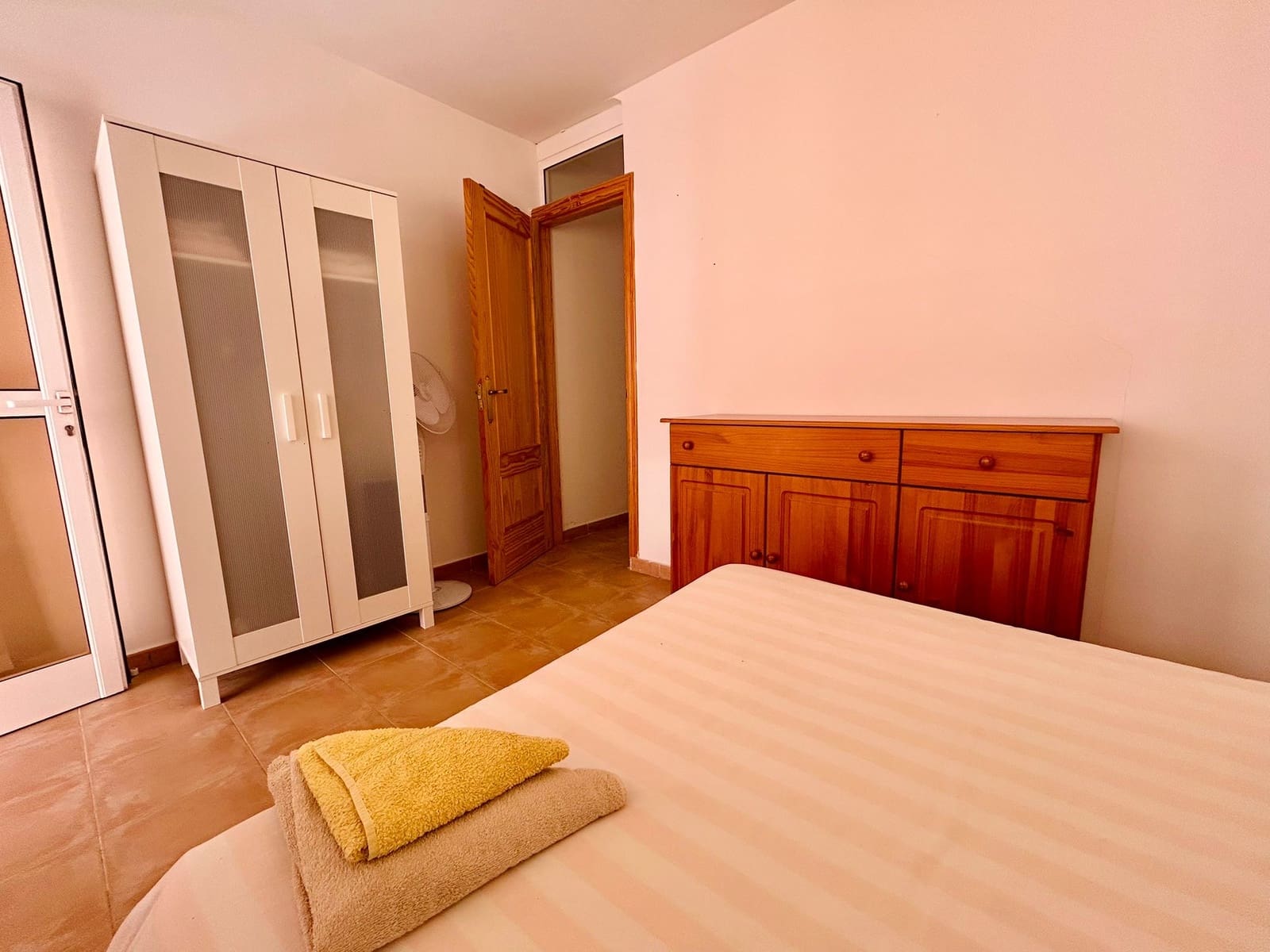 3 quarto Moradia em Banda para venda em Costa de Antigua com piscina - 178 000 € (Ref: 9386262)