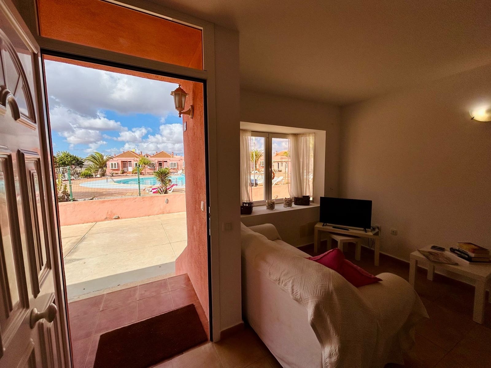 3 quarto Moradia em Banda para venda em Costa de Antigua com piscina - 178 000 € (Ref: 9386262)