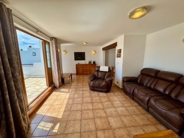 5 soveværelse Finca/Landehus til salg i Nazaret, Teguise med swimmingpool - € 695.000 (Ref: 9386280)