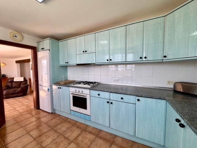 5 soveværelse Finca/Landehus til salg i Nazaret, Teguise med swimmingpool - € 695.000 (Ref: 9386280)