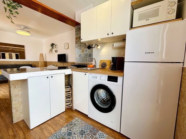 1 soverom Leilighet til salgs i Caleta de Fuste, Antigua med svømmebasseng - € 175 000 (Ref: 9428770)