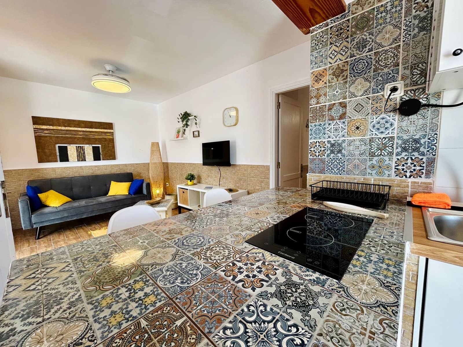 1 slaapkamer Appartement te koop in Caleta de Fuste met zwembad - € 175.000 (Ref: 9428770)