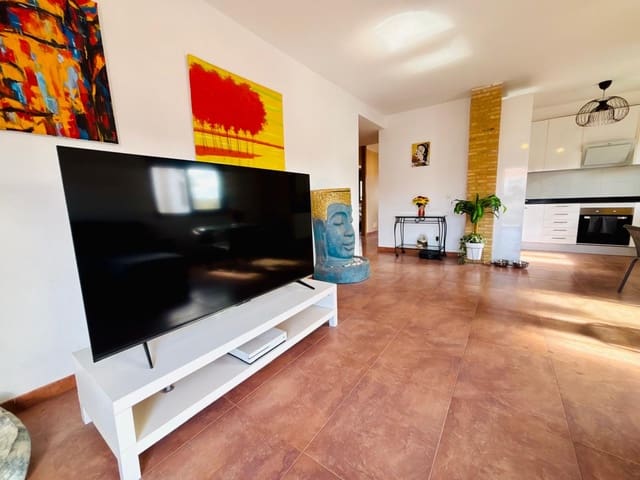 4 soverom Hus til salgs i Costa de Antigua, Antigua med svømmebasseng garasje - € 279 000 (Ref: 9432421)