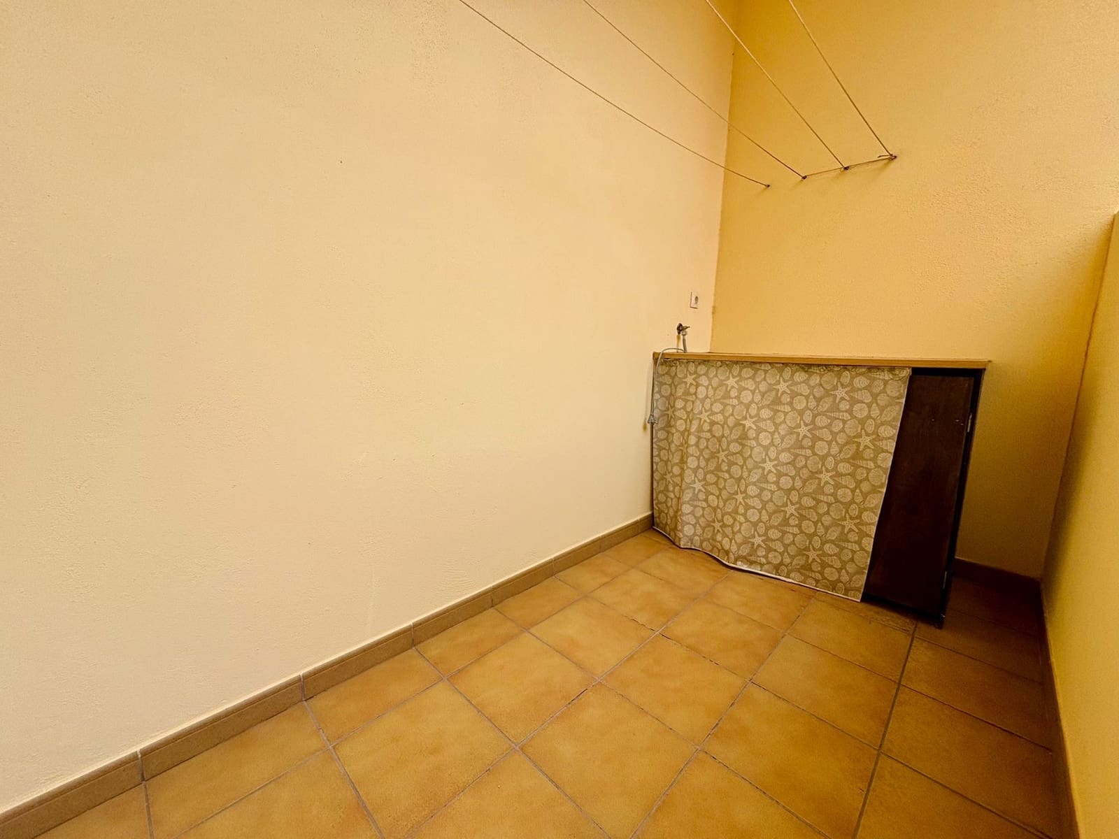 3 slaapkamer Rijtjeshuis te koop in Costa de Antigua met garage - € 240.000 (Ref: 9436426)