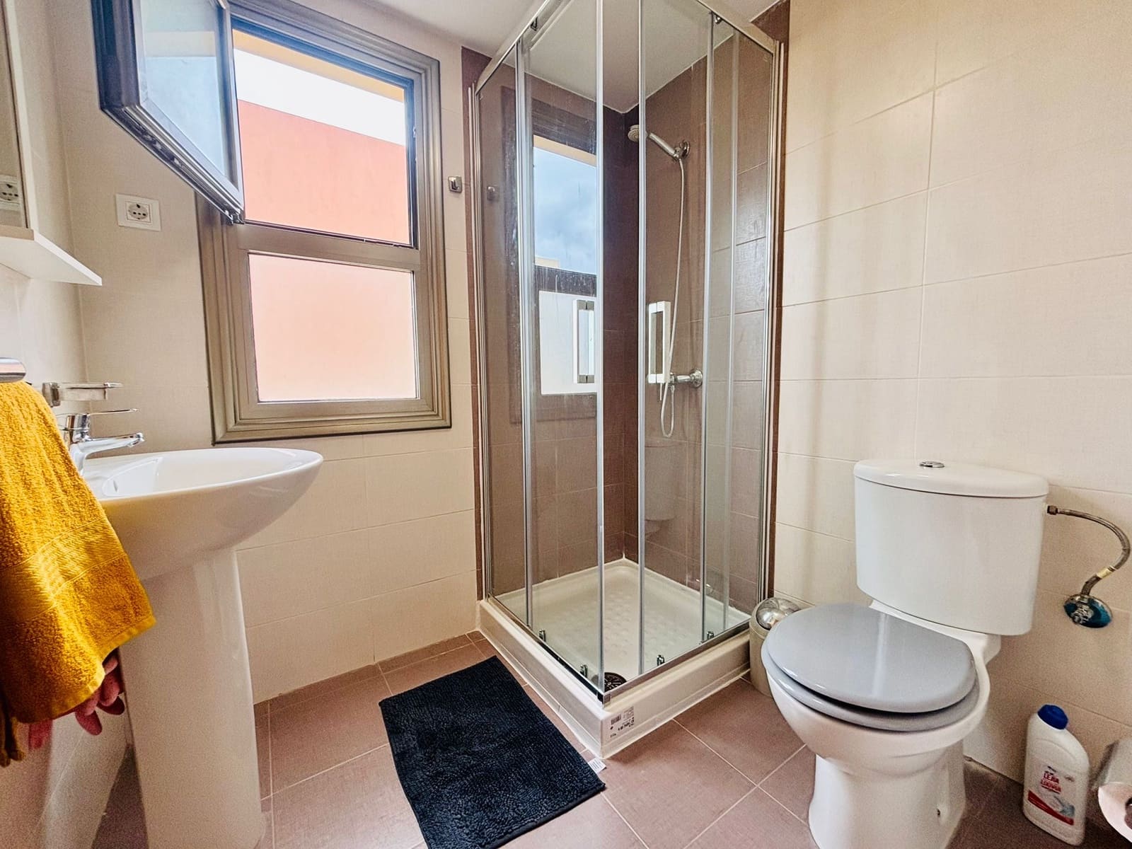 3 slaapkamer Rijtjeshuis te koop in Costa de Antigua met garage - € 240.000 (Ref: 9436426)