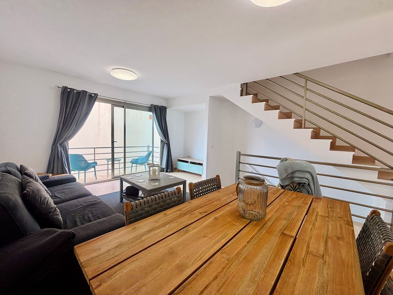 3 slaapkamer Rijtjeshuis te koop in Costa de Antigua met garage - € 240.000 (Ref: 9436426)