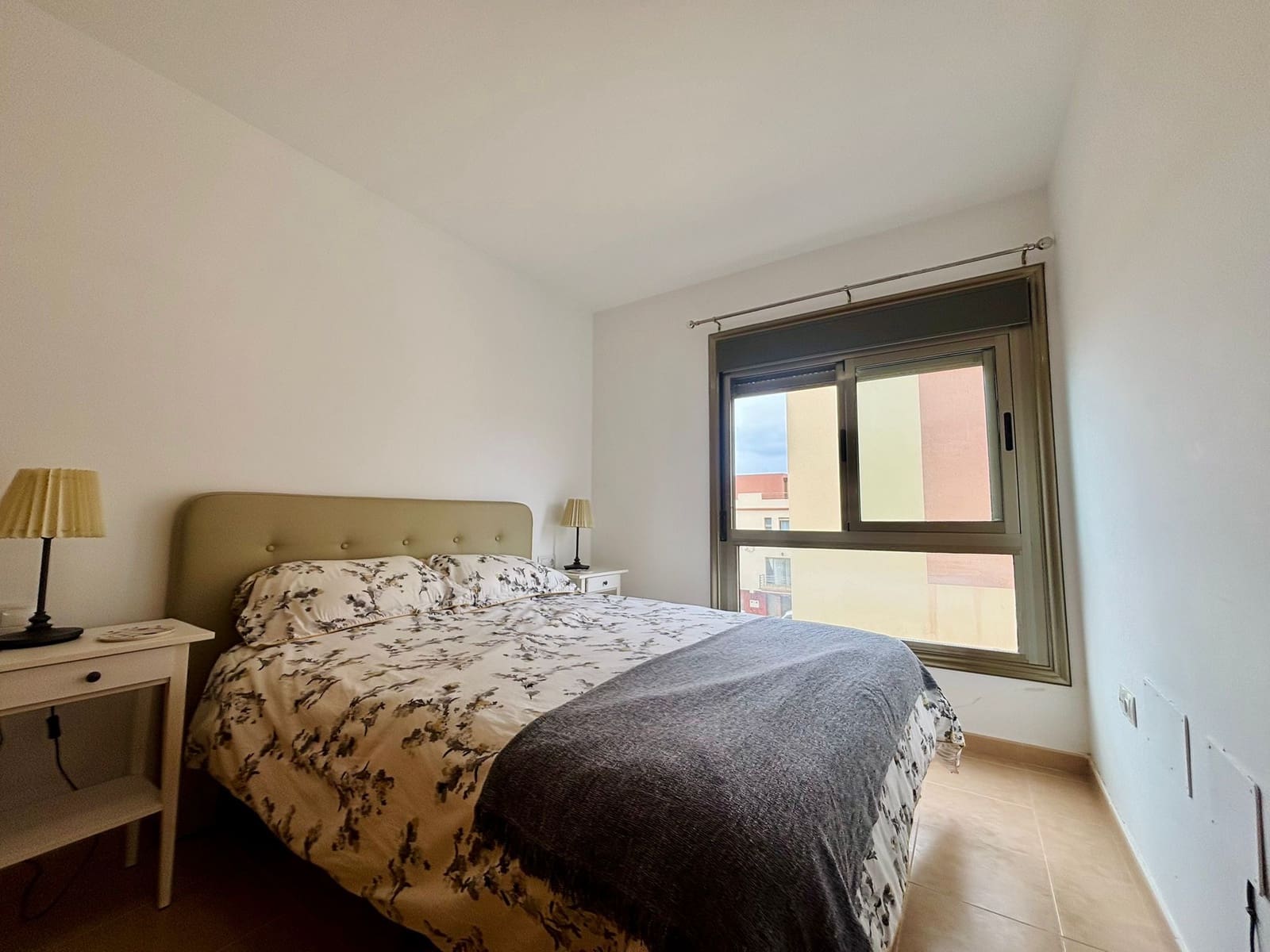 3 slaapkamer Rijtjeshuis te koop in Costa de Antigua met garage - € 240.000 (Ref: 9436426)