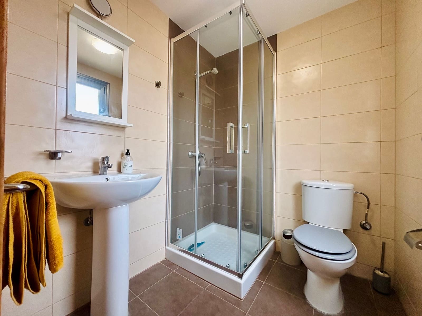 3 slaapkamer Rijtjeshuis te koop in Costa de Antigua met garage - € 240.000 (Ref: 9436426)