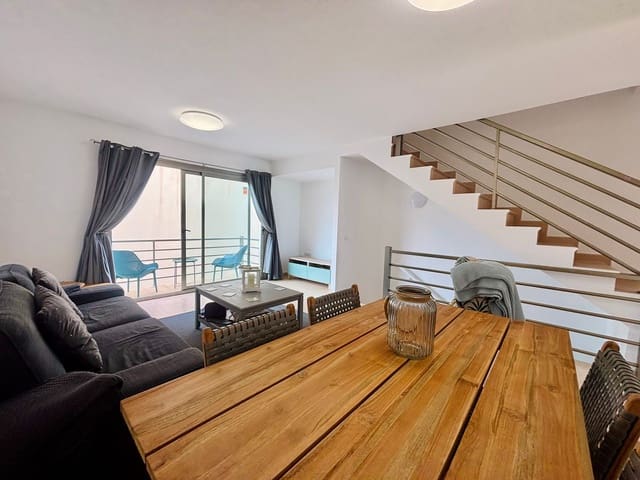 3 Zimmer Reihenhaus zu verkaufen in Costa de Antigua, Antigua mit Garage - 240.000 € (Ref: 9436426)