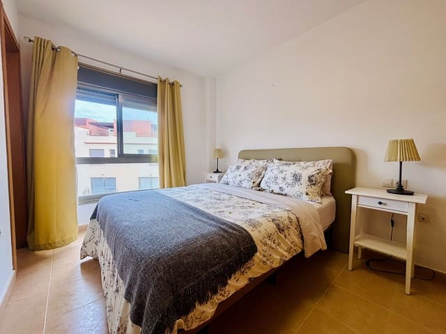 3 Zimmer Reihenhaus zu verkaufen in Costa de Antigua, Antigua mit Garage - 240.000 € (Ref: 9436426)