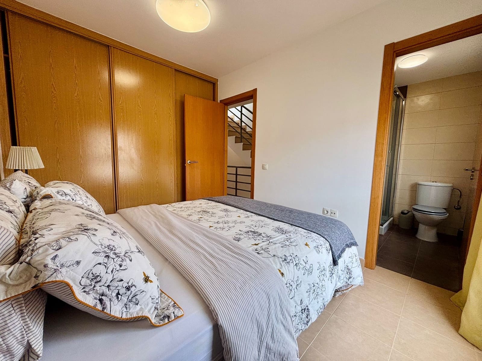 3 slaapkamer Rijtjeshuis te koop in Costa de Antigua met garage - € 240.000 (Ref: 9436426)