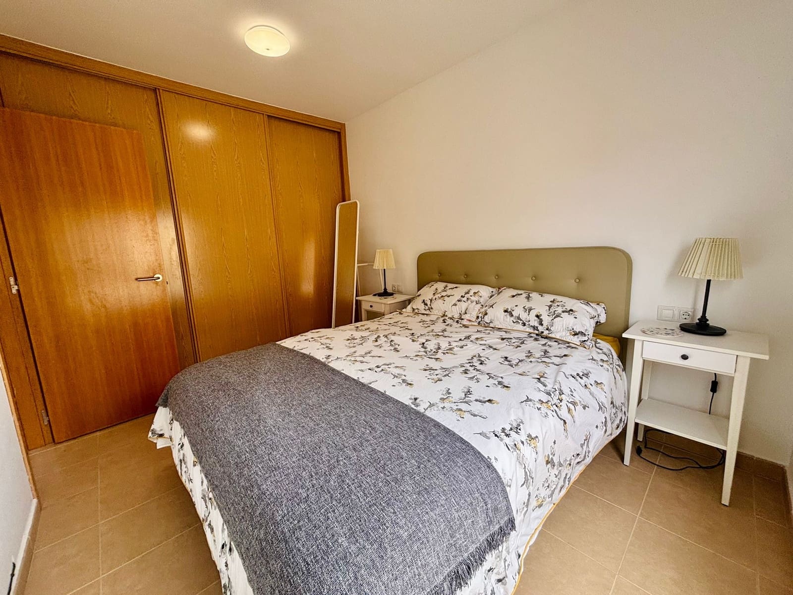 3 slaapkamer Rijtjeshuis te koop in Costa de Antigua met garage - € 240.000 (Ref: 9436426)