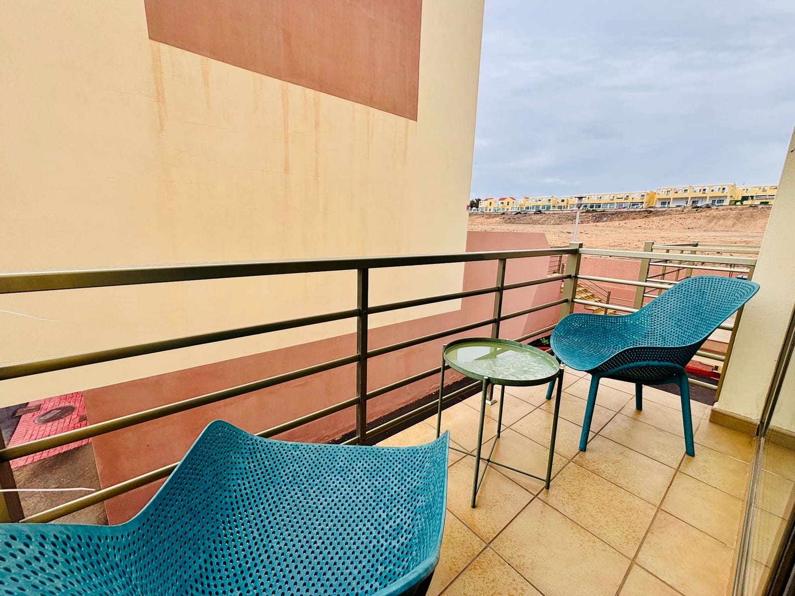 3 slaapkamer Rijtjeshuis te koop in Costa de Antigua met garage - € 240.000 (Ref: 9436426)