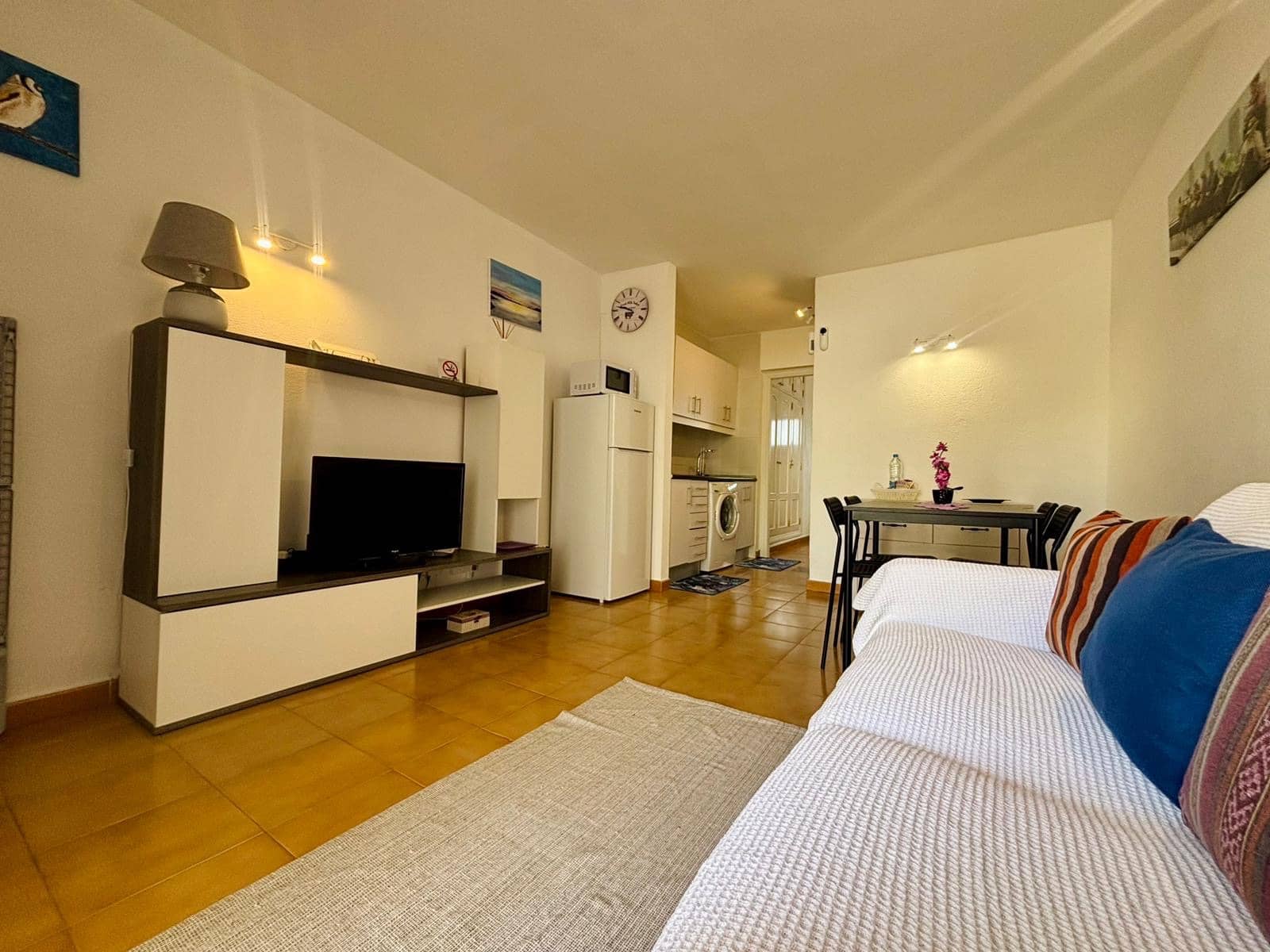 1 bedroom Apartment for sale in Costa de Antigua with pool - € 130,000 (Ref: 9525544)