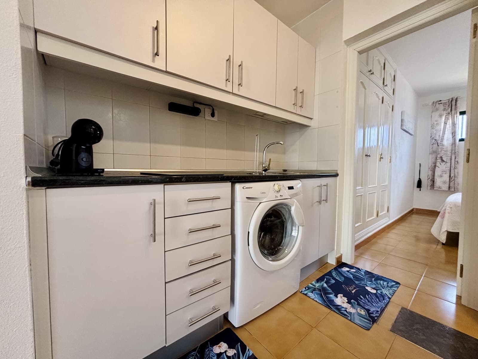 1 bedroom Apartment for sale in Costa de Antigua with pool - € 130,000 (Ref: 9525544)