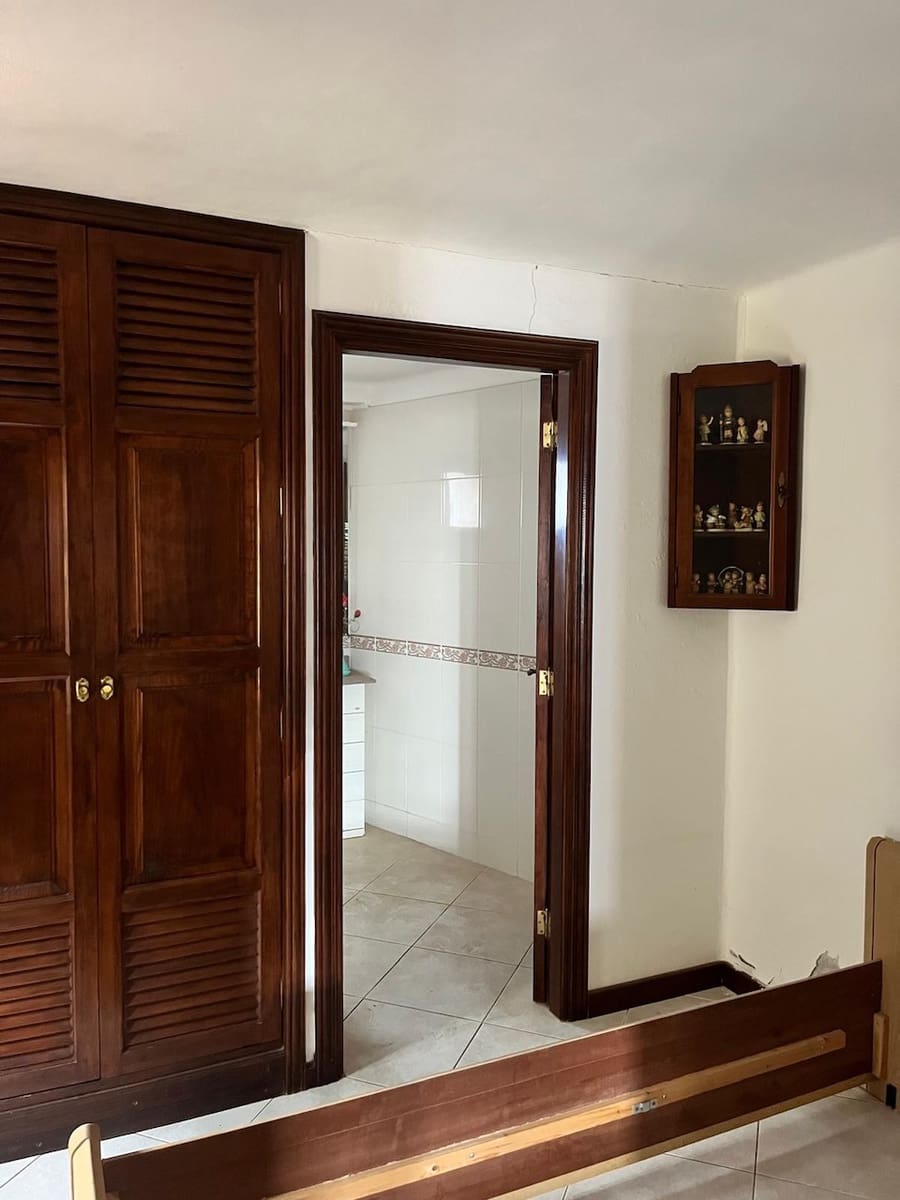 5 bedroom Finca/Country House for sale in Yaiza with pool garage - € 950,000 (Ref: 9525551)