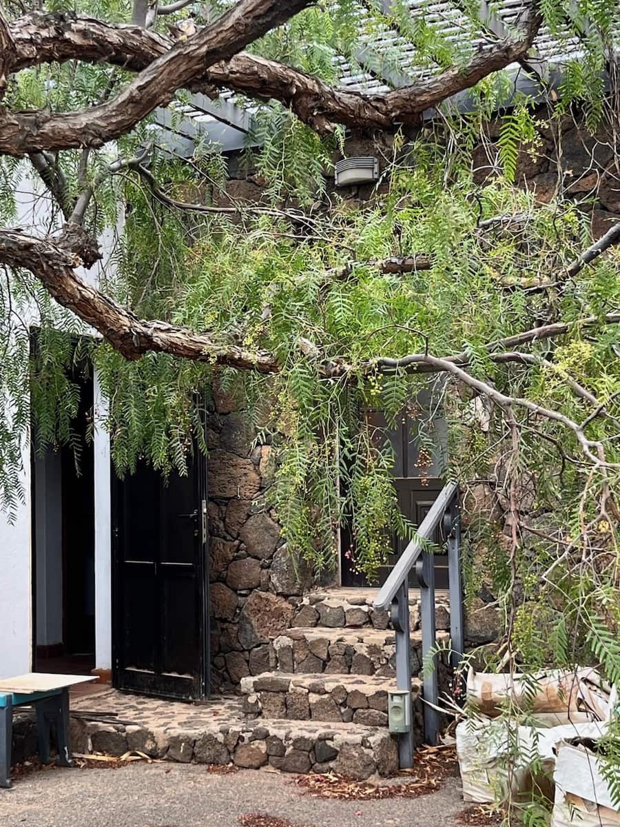 5 bedroom Finca/Country House for sale in Yaiza with pool garage - € 950,000 (Ref: 9525551)