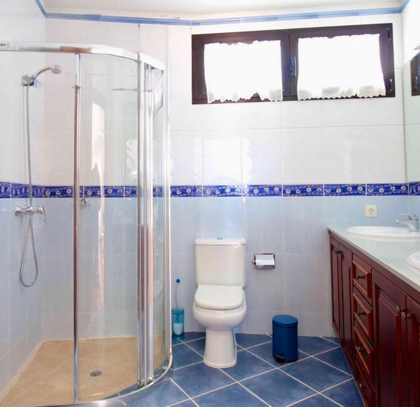 3 slaapkamer Bungalow te koop in Famara met garage - € 1.450.000 (Ref: 9528979)