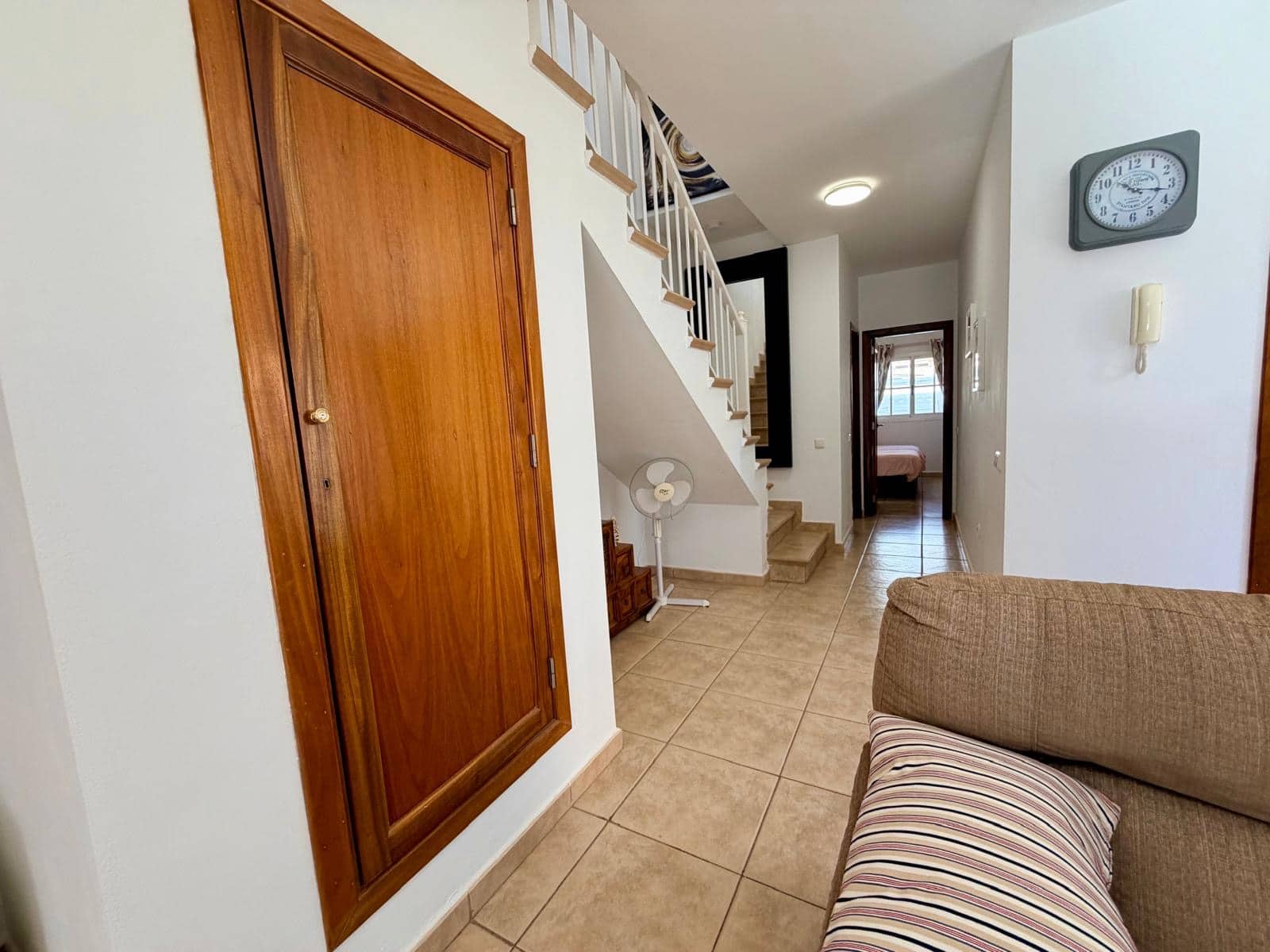 3 makuuhuone Paritalo myytävänä paikassa Caleta de Fuste mukana uima-altaan 
autotalli - 335 000 € (Ref: 9535113)