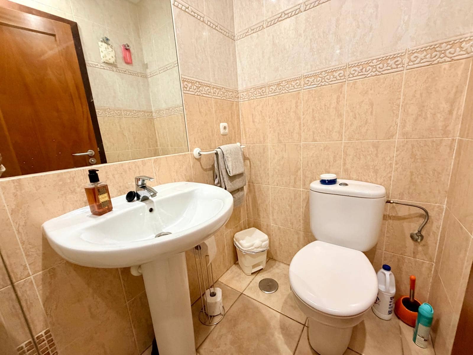 3 makuuhuone Paritalo myytävänä paikassa Caleta de Fuste mukana uima-altaan 
autotalli - 335 000 € (Ref: 9535113)