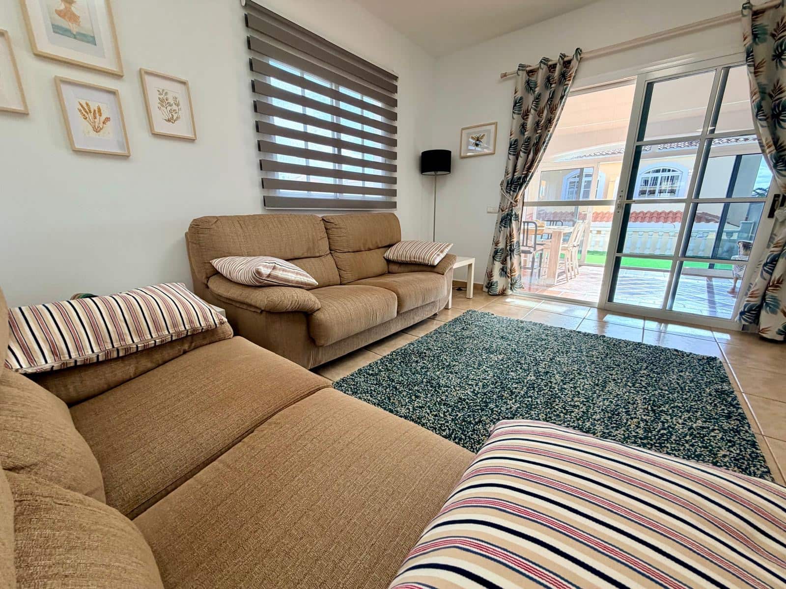 3 makuuhuone Paritalo myytävänä paikassa Caleta de Fuste mukana uima-altaan 
autotalli - 335 000 € (Ref: 9535113)