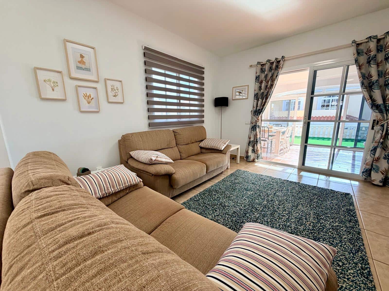 3 makuuhuone Paritalo myytävänä paikassa Caleta de Fuste mukana uima-altaan 
autotalli - 335 000 € (Ref: 9535113)