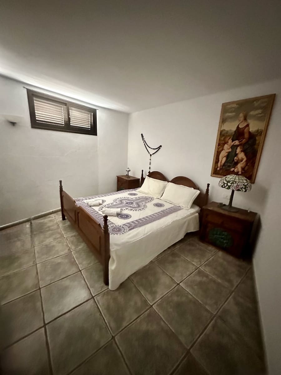 4 soveværelse Bungalow til salg i Famara med garage - € 1.050.000 (Ref: 9539509)