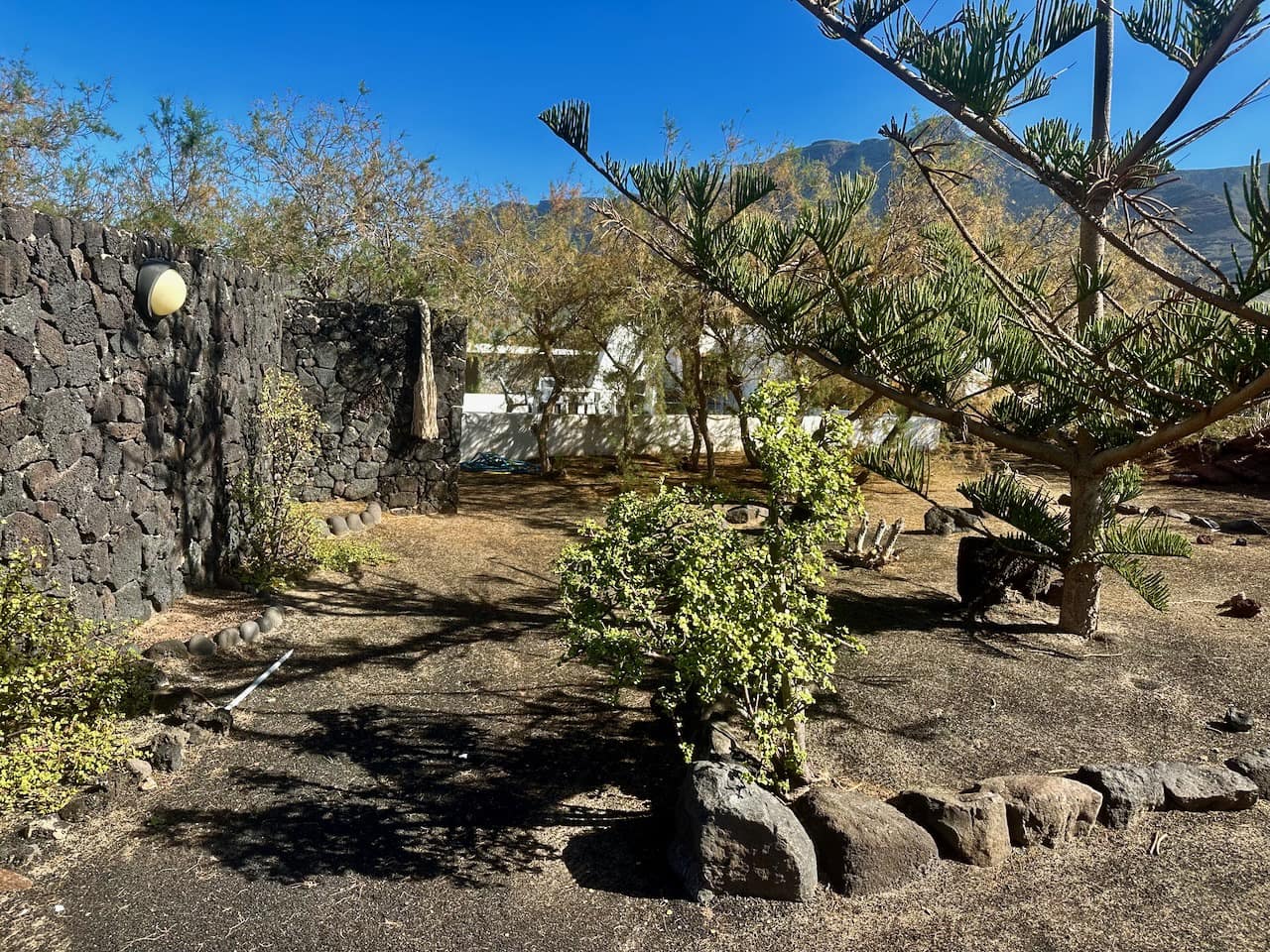 4 soveværelse Bungalow til salg i Famara med garage - € 1.050.000 (Ref: 9539509)