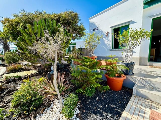 1 bedroom Bungalow for sale in Costa de Antigua, Antigua with pool - € 138,950 (Ref: 9542488)