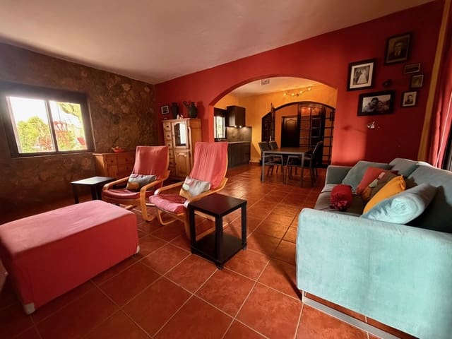 7 slaapkamer Finca/Landhuis te koop in Casillas de Morales, Antigua met zwembad garage - € 619.000 (Ref: 9550206)