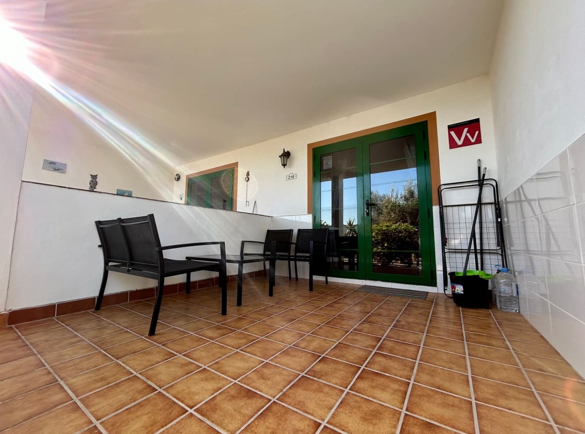 1 soverom Leilighet til salgs i Caleta de Fuste med svømmebasseng - € 170 000 (Ref: 9563893)