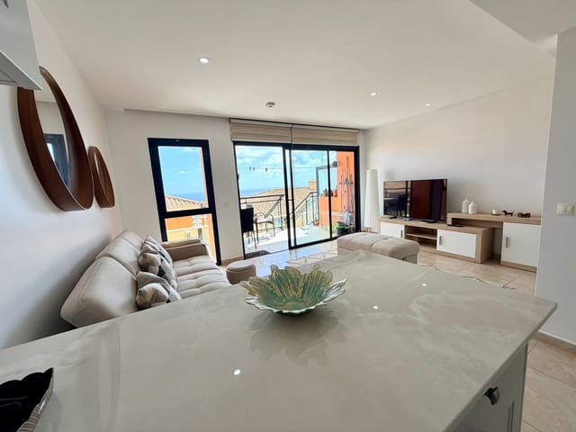 4 soverom Rekkehus til salgs i Caleta de Fuste, Antigua med svømmebasseng garasje - € 345 000 (Ref: 9678210)