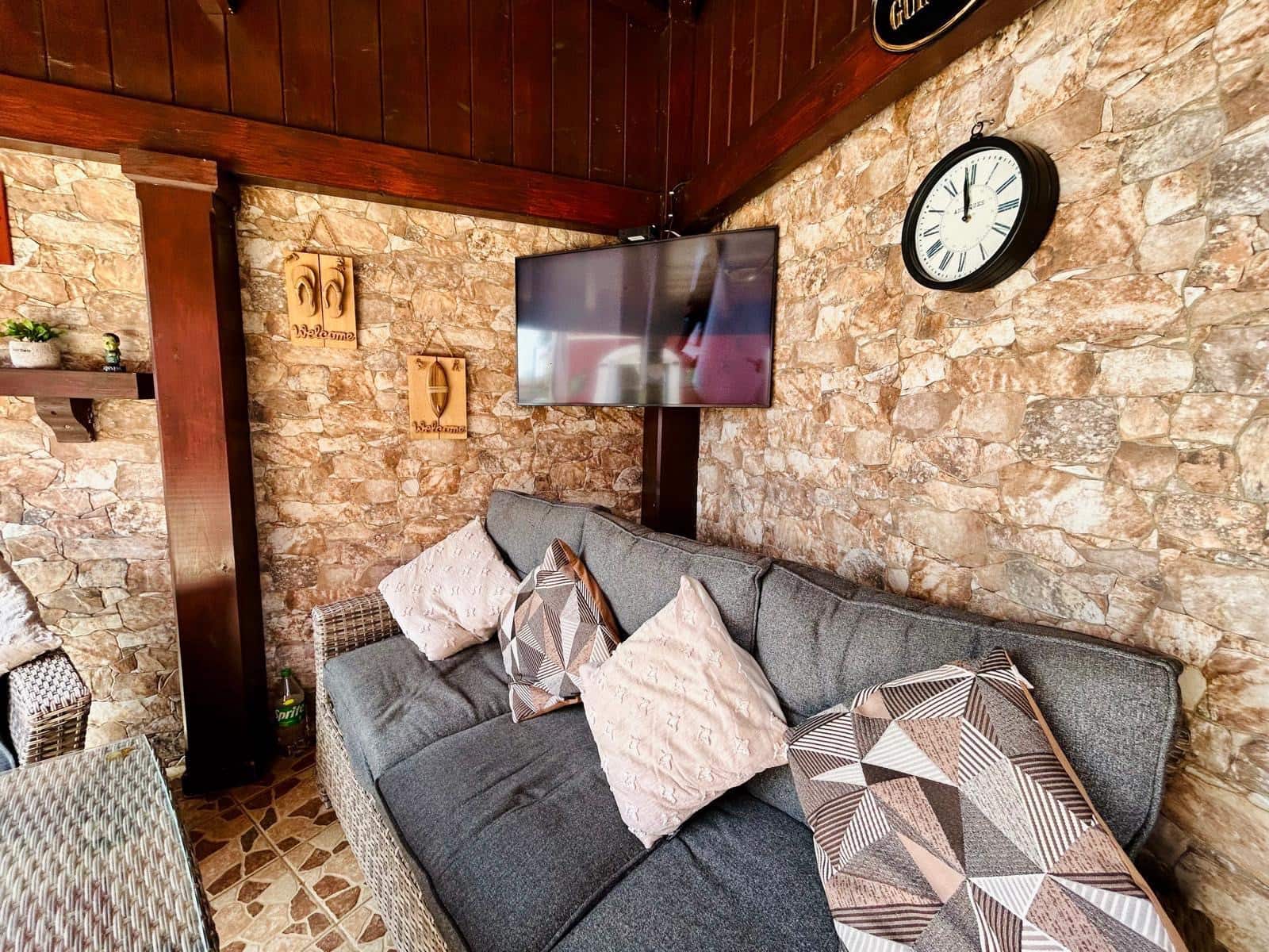 4 bedroom Villa for sale in Caleta de Fuste with pool garage - € 570,000 (Ref: 9699931)