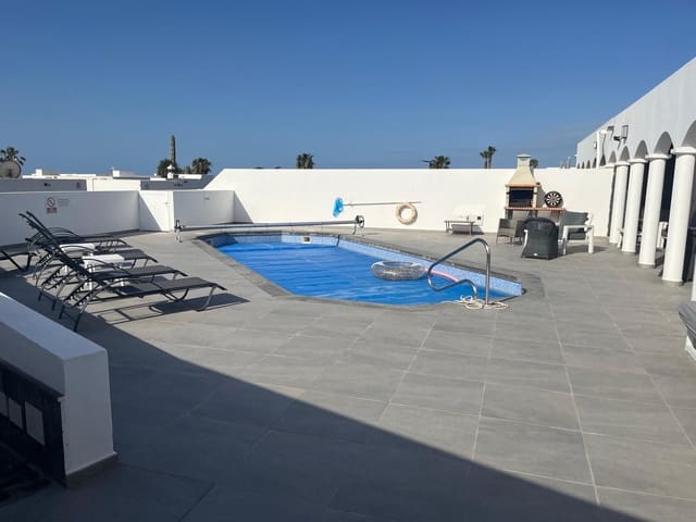 4 soverom Villa til salgs i Playa Blanca, Yaiza med svømmebasseng - € 599 000 (Ref: 9720532)