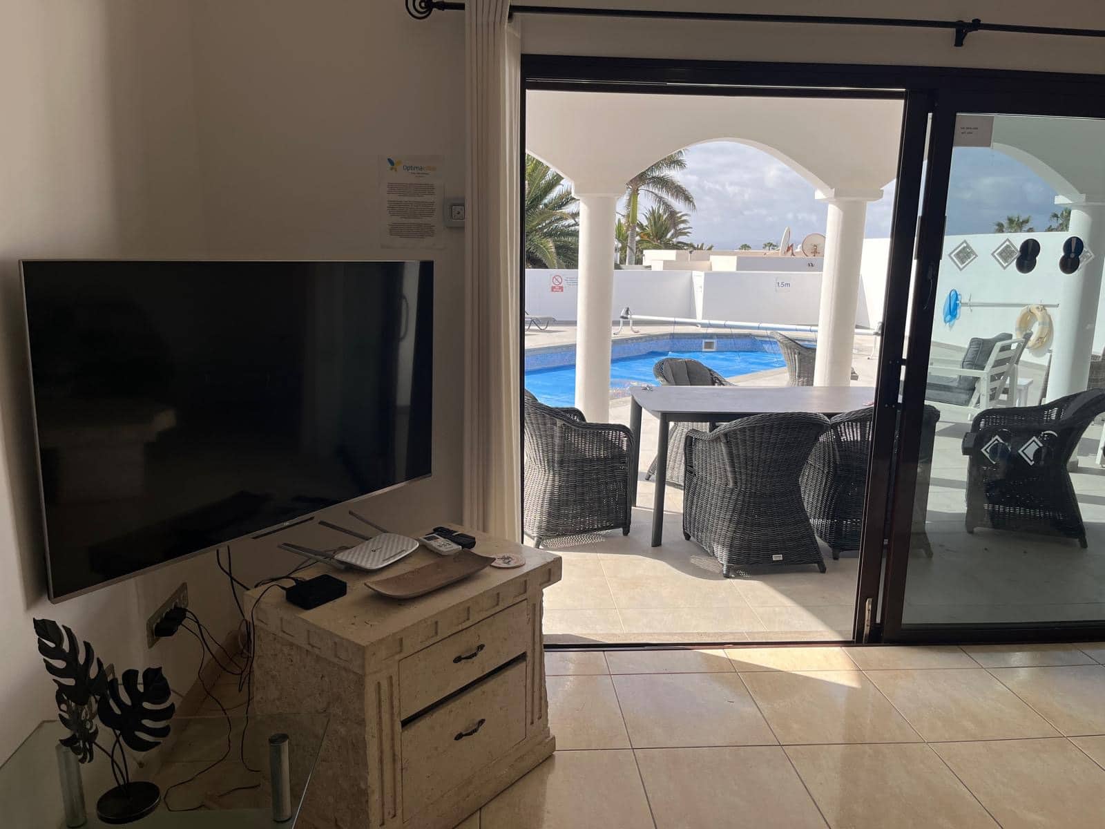 4 bedroom Villa for sale in Playa Blanca with pool - € 499,000 (Ref: 9720532)