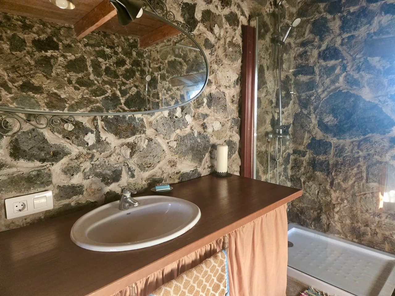 2 bedroom Finca/Country House for sale in Arrieta - € 425,000 (Ref: 9727022)