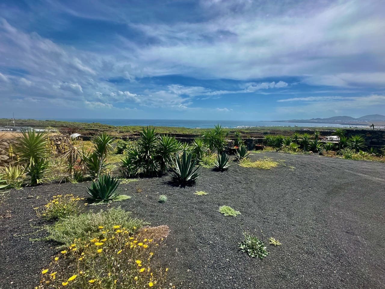 2 bedroom Finca/Country House for sale in Arrieta - € 425,000 (Ref: 9727022)