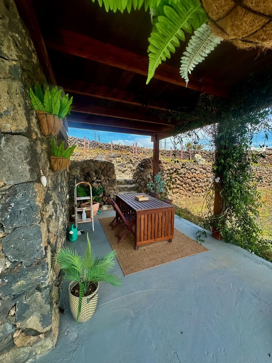 2 bedroom Finca/Country House for sale in Arrieta - € 425,000 (Ref: 9727022)